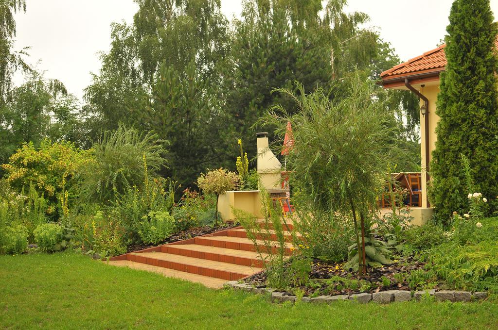 Hotel Villa Hubertus Kutno Exterior foto